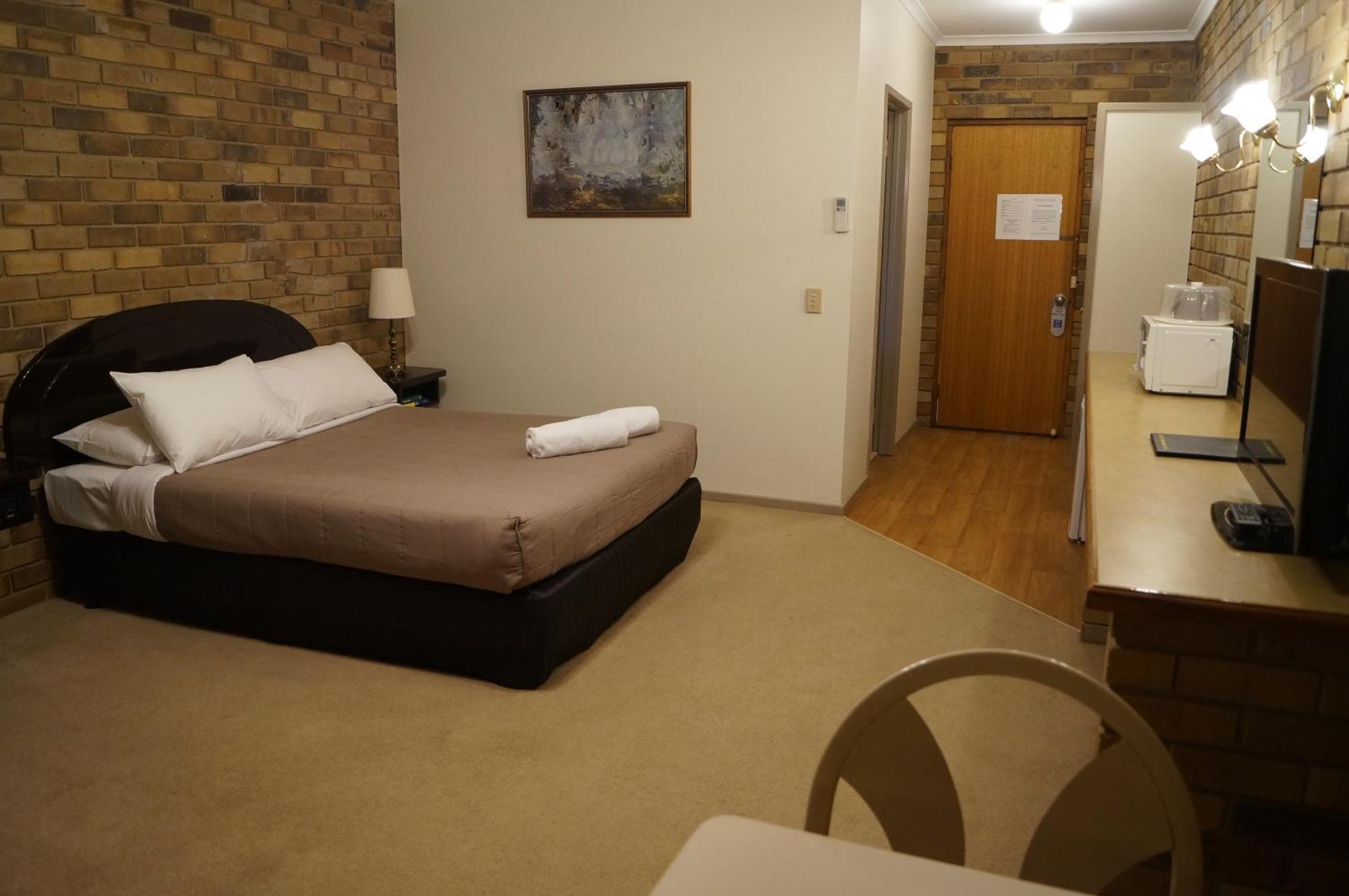 Magdala Motor Lodge&Lakeside Restaurant Stawell Bagian luar foto