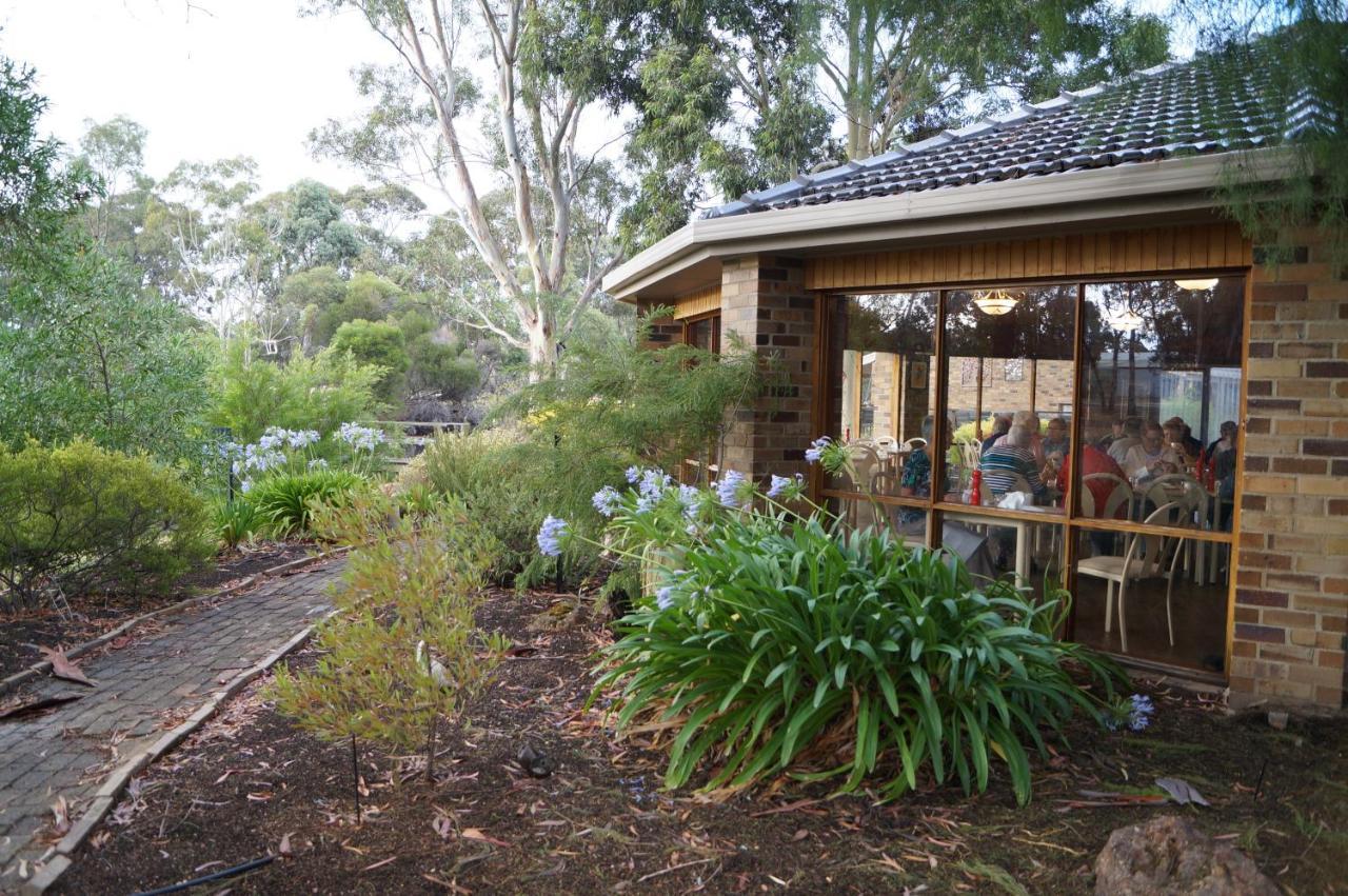 Magdala Motor Lodge&Lakeside Restaurant Stawell Bagian luar foto